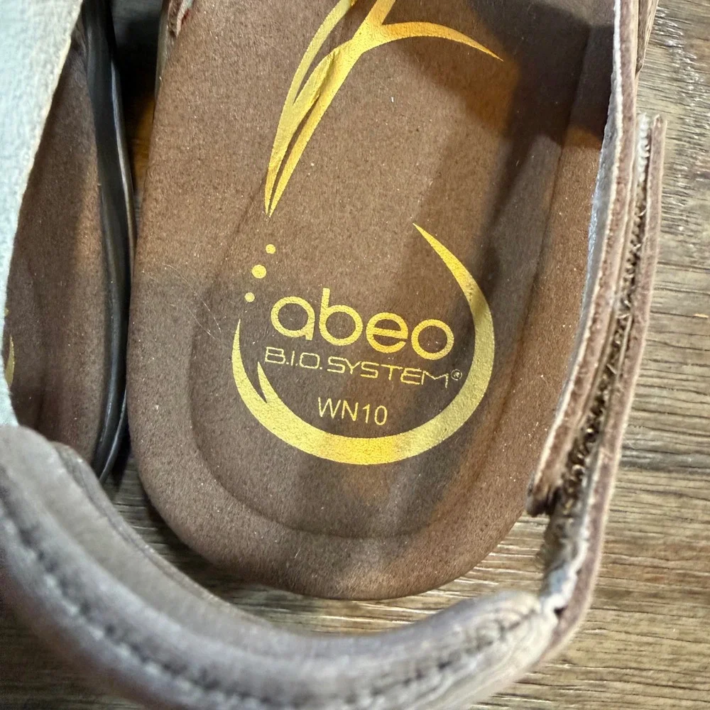 ABEO Brynn Tan Bronze Leather B.I.O. System Strappy Sandals Womens 10N NWOT